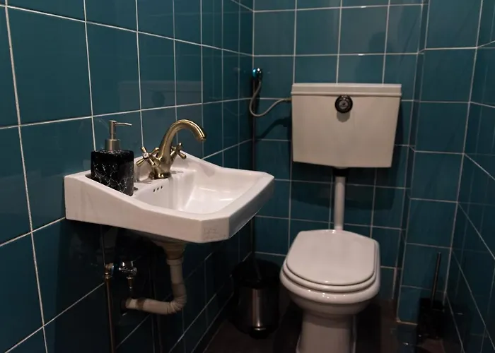 Ninho @ Francos Gæstehus *