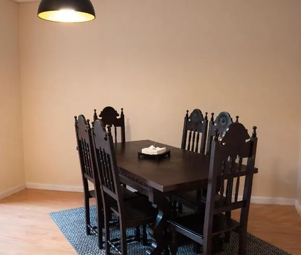 Ninho @ Francos 招待所